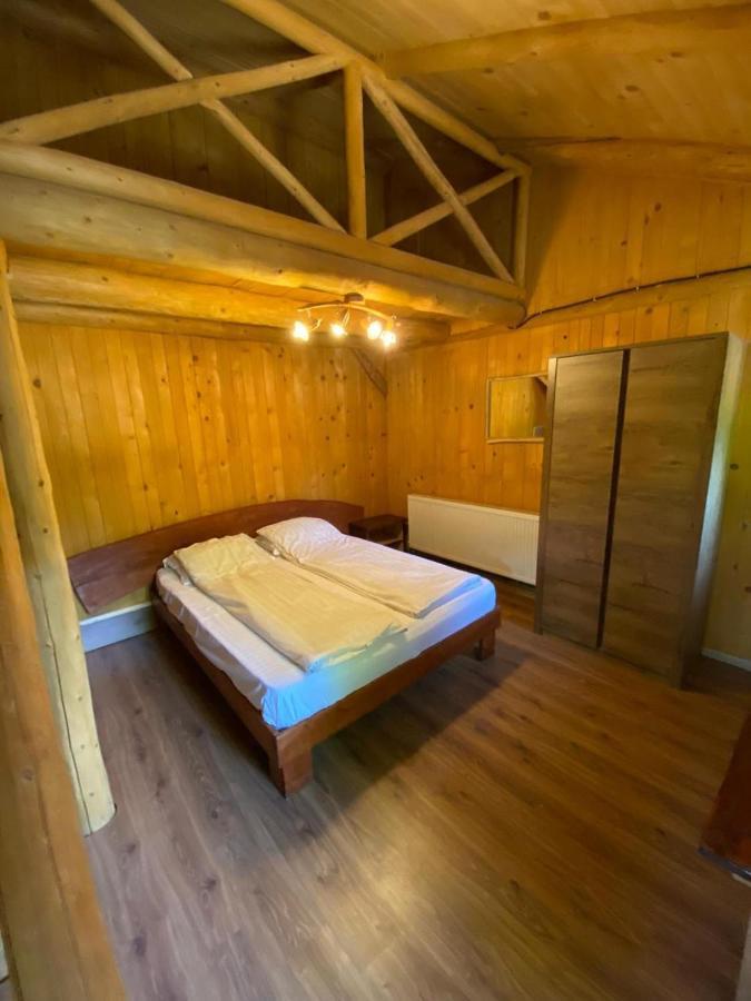 Pensiunea Casa Zmeilor Dragus Exteriör bild