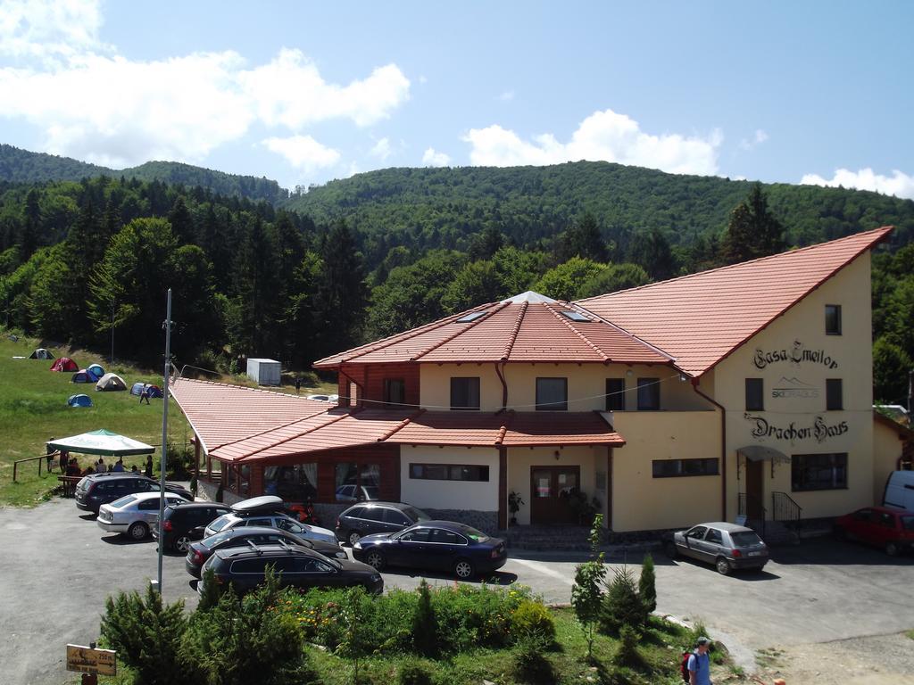 Pensiunea Casa Zmeilor Dragus Exteriör bild
